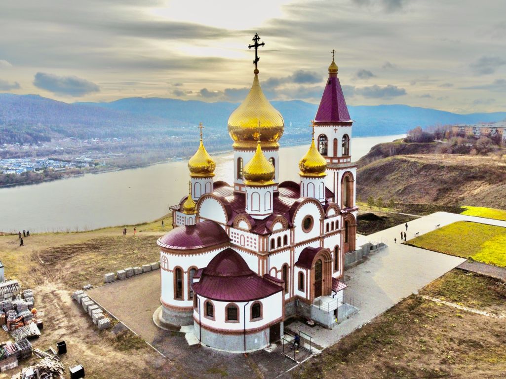 Церковь Новомучеников и исповедников Церкви Русской, Красноярск (Красноярск, город, Красноярский край). фасады, Вид с СВ