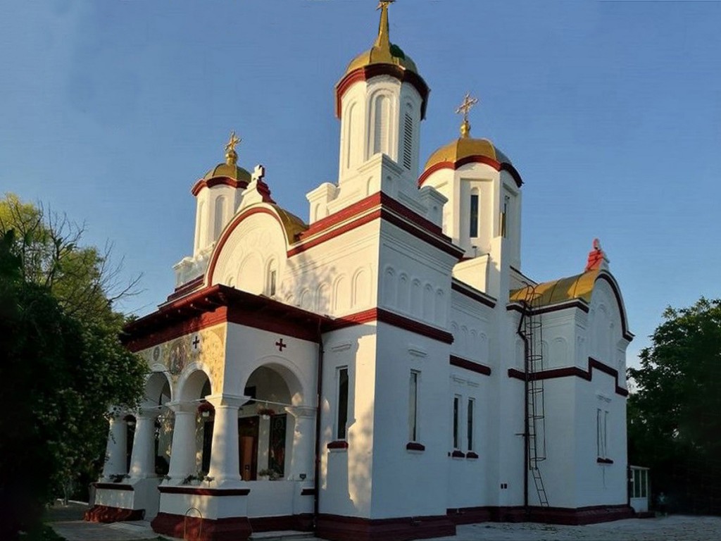 Церковь Михаила и Гавриила Архангелов, Топрайсар (Констанца, Румыния). фасады
