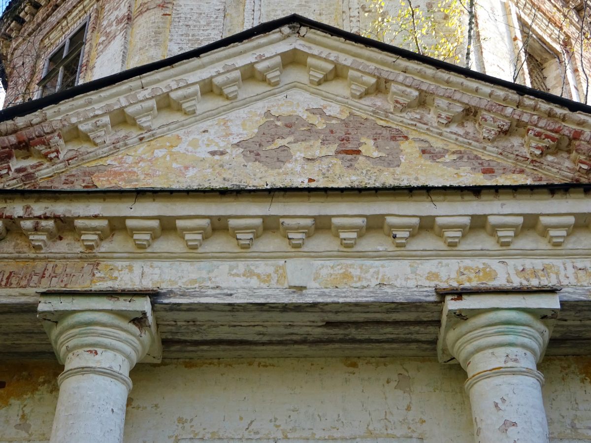 Церковь Георгия Победоносца, Старый Георгий, урочище (Галичский район, Костромская область). архитектурные детали