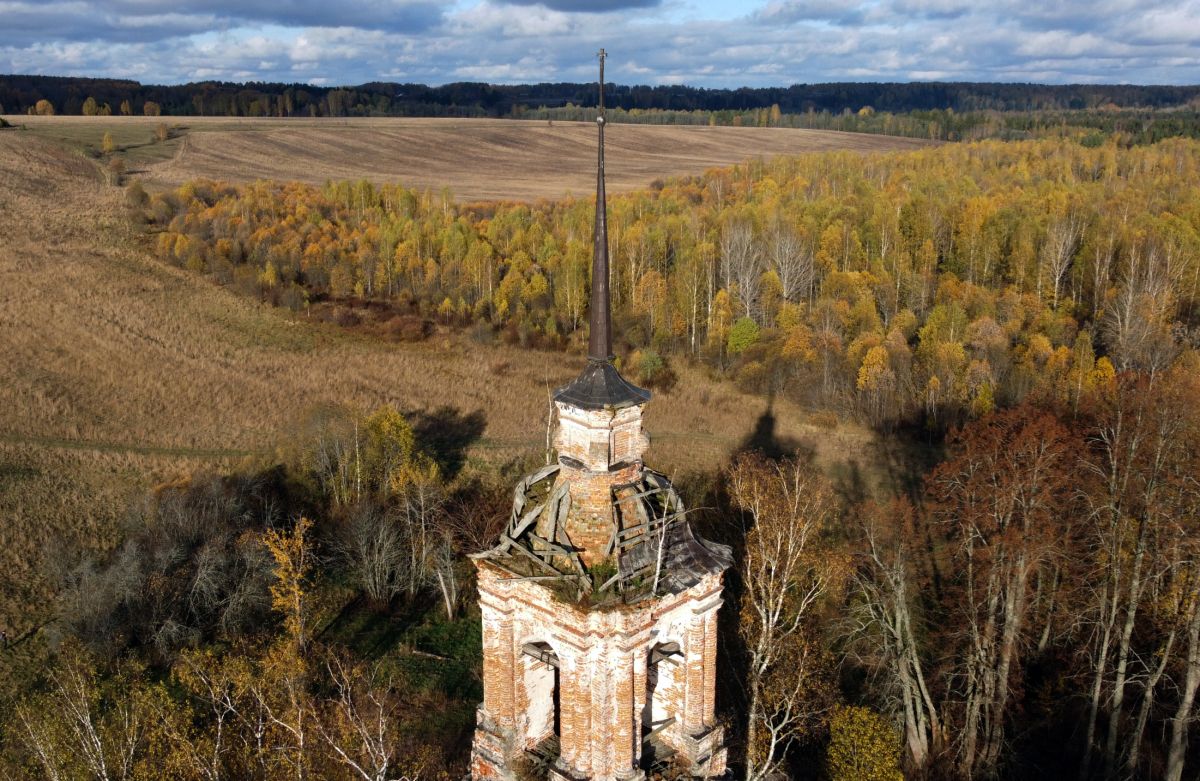 Церковь Георгия Победоносца, Старый Георгий, урочище (Галичский район, Костромская область). архитектурные детали