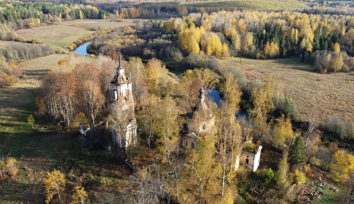 Церковь Георгия Победоносца, Старый Георгий, урочище (Галичский район, Костромская область). общий вид в ландшафте