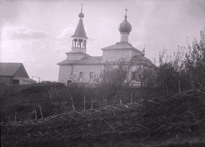 Церковь Воздвижения Креста Господня, Таможниково (Дальнеконстантиновский район, Нижегородская область). архивная фотография, Фото конца XIX - начала XX вв. из фондов Нижегородского государственного историко-архитектурного музея-заповедника. Автор М.П. Дмитриев