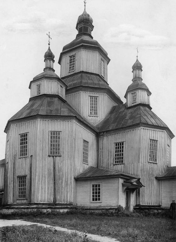 Церковь Троицы Живоначальной, Короп (Новгород-Северский район, Украина, Черниговская область). архивная фотография, Общий вид с северо-запада. Фото из личного альбома С.А. Таранушенко,  1932 г.
