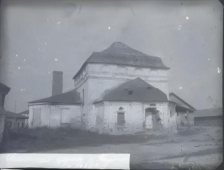 Церковь Илии Пророка, Торопец (Торопецкий район, Тверская область). архивная фотография, 1946. Источник: goskatalog.ru/portal/#/collections?id=52460840