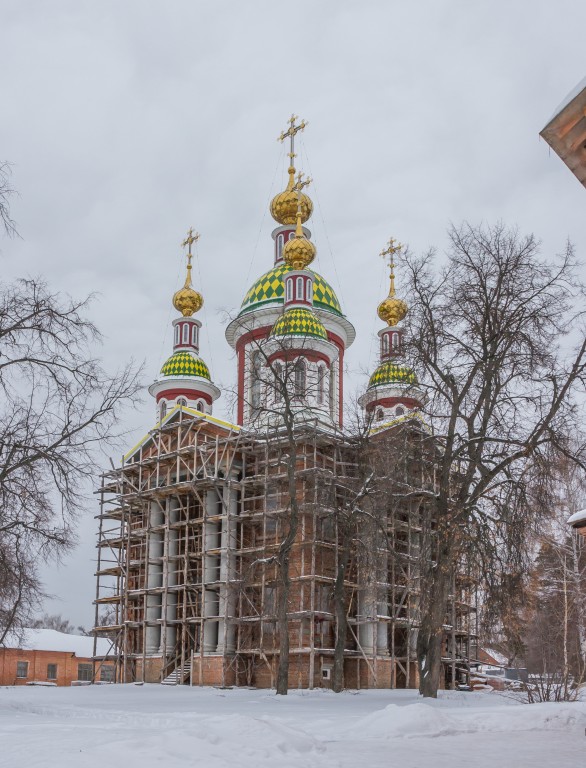 Тригуляй. Тамбовский Иоанно-Предтеченский Трегуляевский мужской монастырь. Собор Рождества Иоанна Предтечи. фасады, Вид с юго-запада