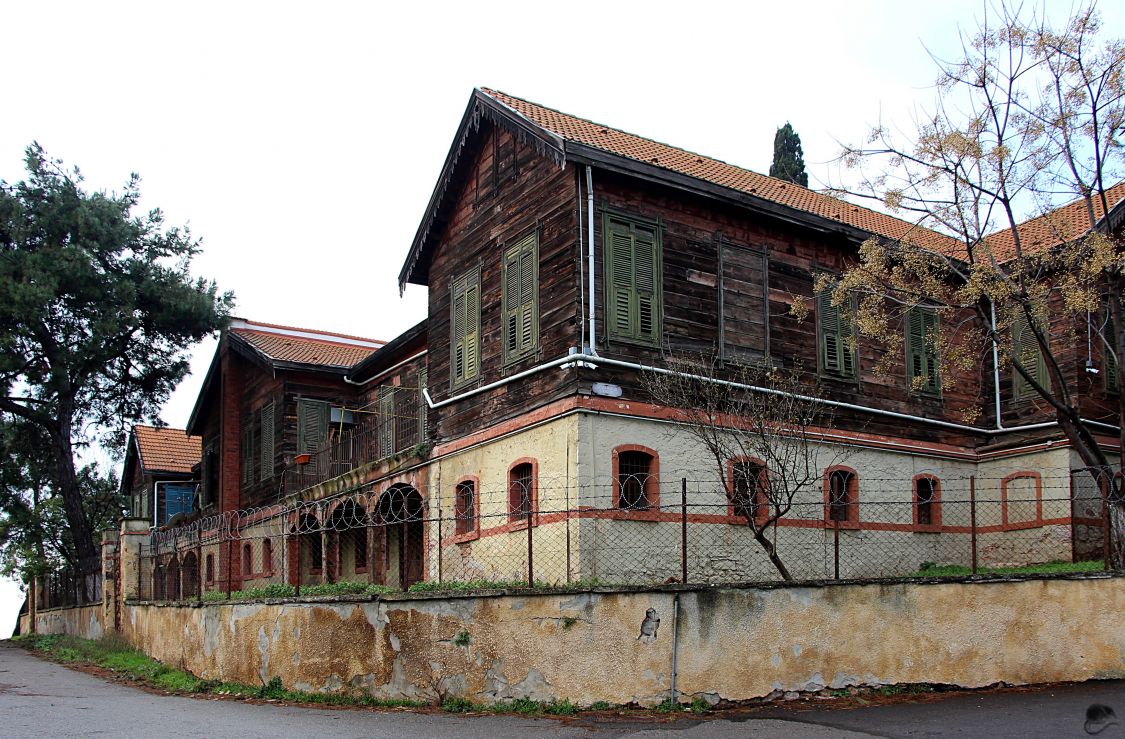 Монастырь Спаса Преображения, Бююкада, остров (Стамбул, Турция). фасады