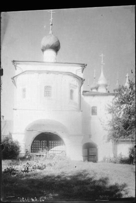 Троицкий Никольский мужской монастырь. Церковь Покрова Пресвятой Богородицы, Гороховец (Гороховецкий район, Владимирская область). архивная фотография, Вид с востока. Фотограф Засыпкин. Стекло, черно-белый негатив 18х24 см; Госкаталог №18807638; Федеральное государственное бюджетное учреждение культуры 