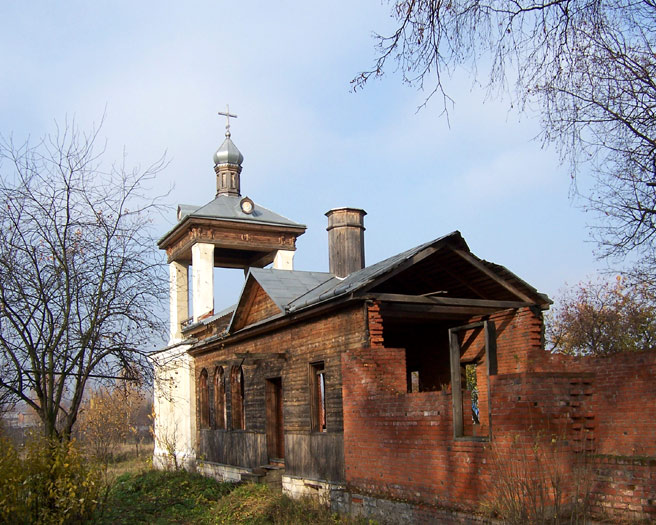 Церковь Покрова Пресвятой Богородицы, Тарасовка (Пушкинский район и гг. Ивантеевка, Королёв, Московская область). фасады