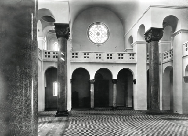 Собор Троицы Живоначальной (старый), Баня-Лука (Босния и Герцеговина, Прочие страны). архивная фотография, Вид на хоры. Фото 1930-х годов из приходского архива