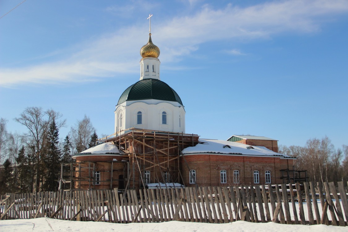 Церковь Сретения Господня, Караваево (Костромской район, Костромская область). фасады