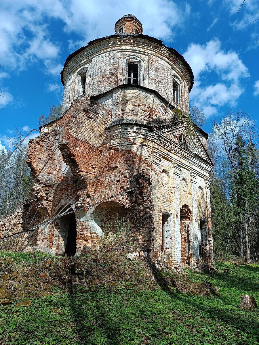 фасады. Церковь Троицы Живоначальной, Троица-Слобода, урочище (Чухломский район, Костромская область)