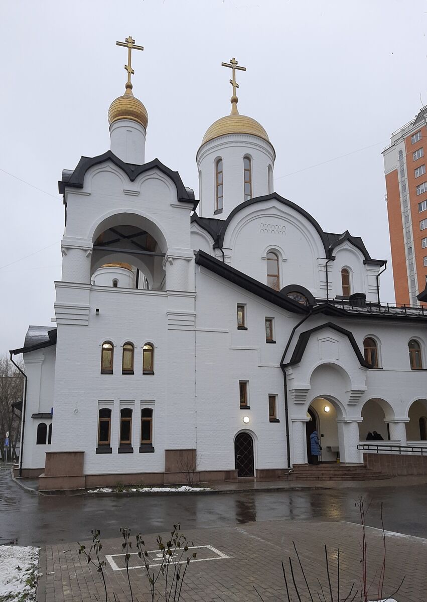 Церковь Ксении Петербургской в Бескудникове, Бескудниковский (Северный административный округ (САО), г. Москва). фасады, Западный фасад