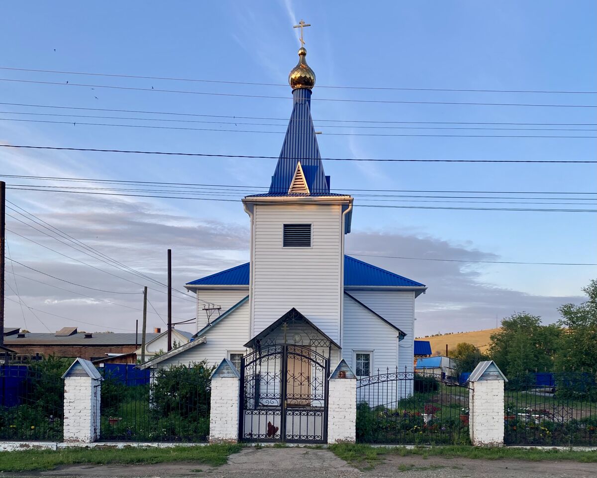 Церковь Покрова Пресвятой Богородицы, Бичура (Бичурский район, Республика Бурятия). фасады, Вид с улицы Ленина 
