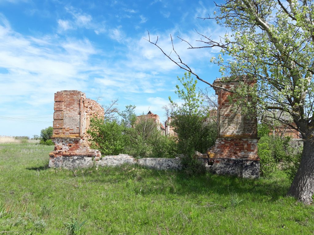 Неизвестная церковь, Узяк (Азовский район и г. Азов, Ростовская область). фасады