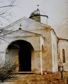 Пантелеимон. Церковь Пантелеимона Целителя (старая)