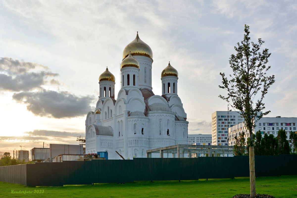 Церковь Успения Пресвятой Богородицы на Берёзовой аллее, Отрадное (Северо-Восточный административный округ (СВАО), г. Москва). фасады