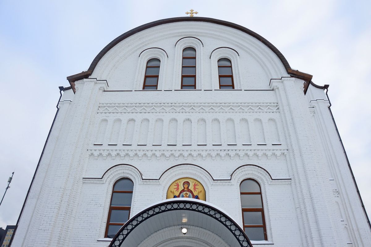 фасады. Церковь Успения Пресвятой Богородицы на Берёзовой аллее, Отрадное (Северо-Восточный административный округ (СВАО), г. Москва)