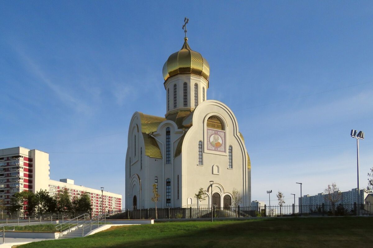 Церковь Владимира равноапостольного в Крылатском, Крылатское (Западный административный округ (ЗАО), г. Москва). фасады