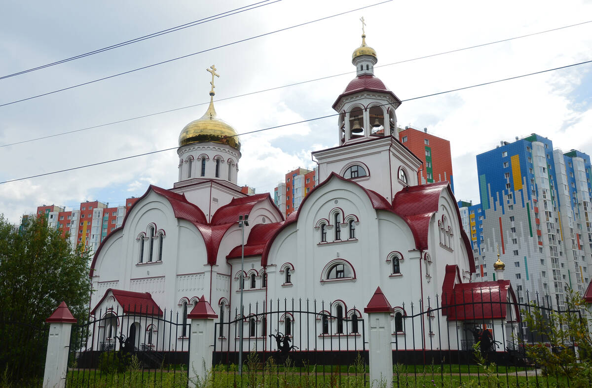 Церковь Георгия Победоносца, Голубое (Солнечногорский городской округ, Московская область). фасады