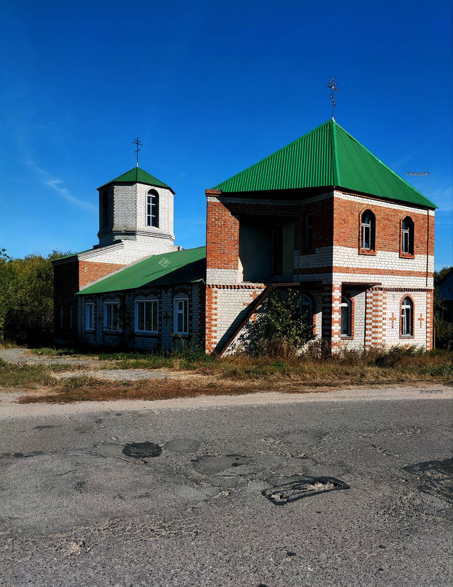 Церковь Димитрия Солунского (новая), Урицкое (Тербунский район, Липецкая область). фасады