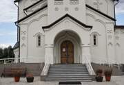 Марьино. Петра и Февронии в Марьине (новая), церковь