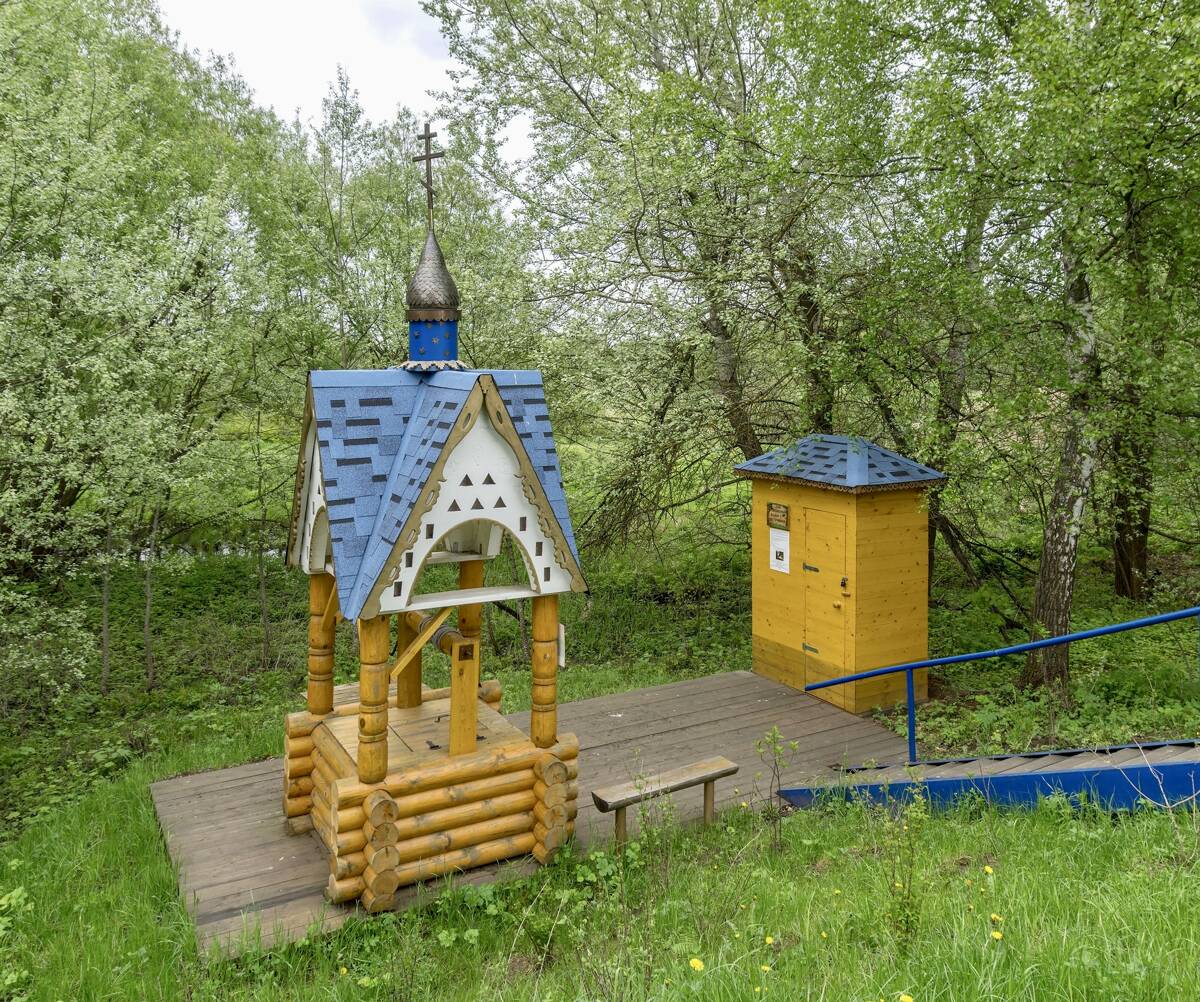 Казанской иконы Божией Матери, надкладезная сень, Казанское (Павлово-Посадский городской округ и г. Электрогорск, Московская область). фасады