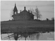 Церковь Модеста мученика, Фото 1942-1944 г. из фондов SA-KUVA (Финский военный фотоархив), №88080. http://sa-kuva.fi/ . Изображение обработано.<br>, Консельга, Подпорожский район, Ленинградская область