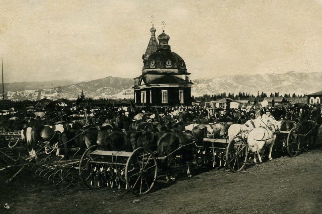 Церковь Николая Чудотворца, Верхнеусинское (Ермаковский район, Красноярский край). архивная фотография, Фото 1920 года с сайта Верхнеусинского сельсовета