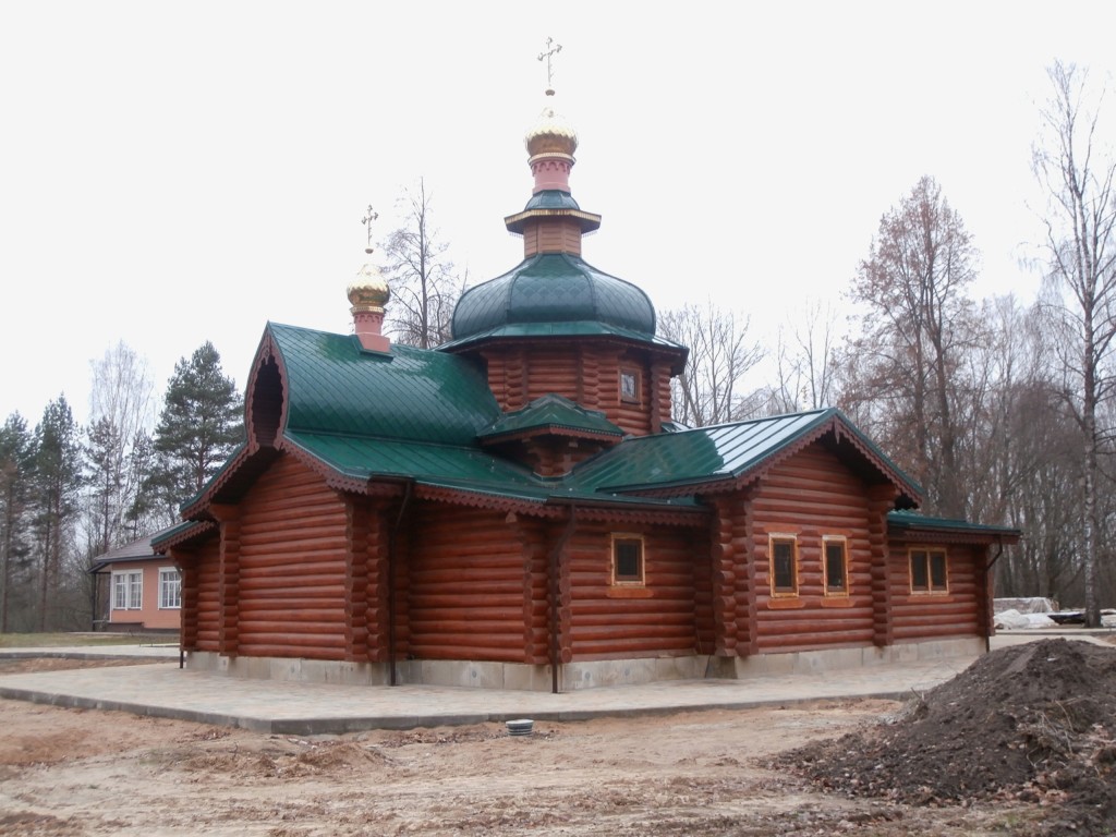Новоордынская Поречская Богородице-Рождественская пустынь. Церковь Рождества Пресвятой Богородицы, Бакланово (Демидовский район, Смоленская область). фасады