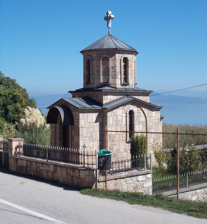 Радожда. Церковь Кириакии Никомидийской (Неделы). фасады