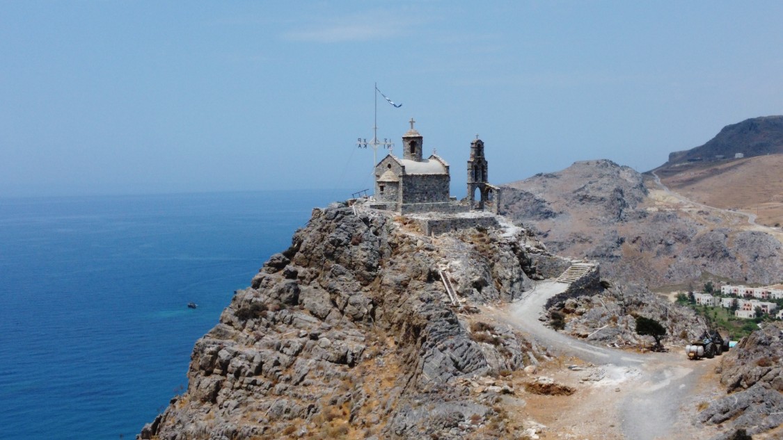 Церковь Паисия Святогорца, Дамнони (Крит (Κρήτη), Греция). фасады