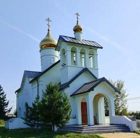 Троицкие Озёрки. Церковь Троицы Живоначальной (новая)