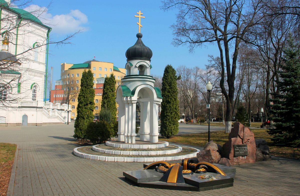 Воронеж. Часовня в память о жертвах Чернобыльской катастрофы. фасады