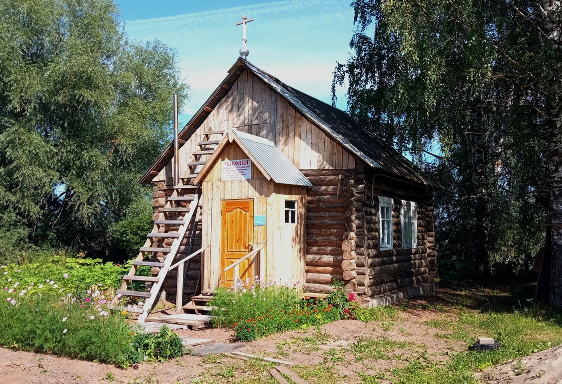 Вичёвщина. Часовня Петра и Февронии. фасады