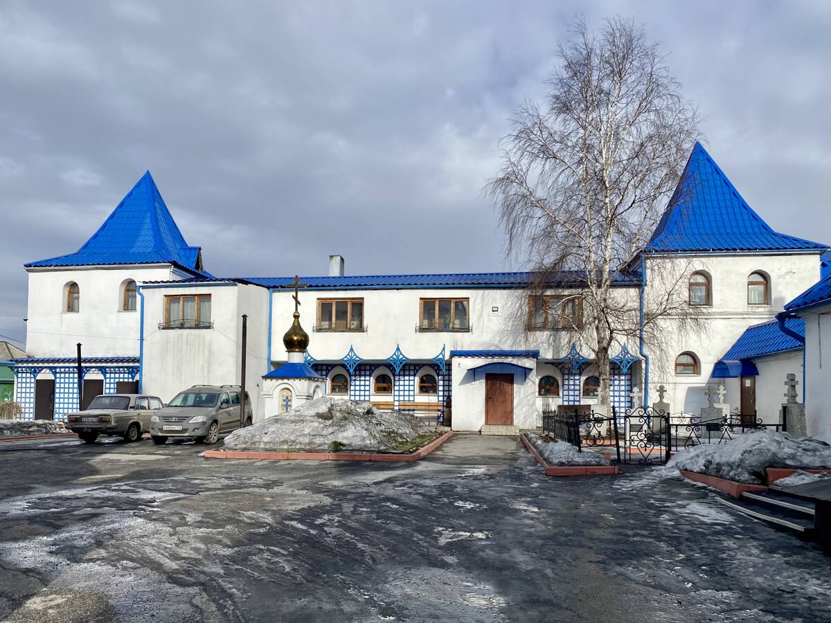 Серафимо-Покровский женский монастырь, Ленинск-Кузнецкий (Ленинск-Кузнецкий район и г. Ленинск-Кузнецкий, Кемеровская область). дополнительная информация, Монастырская постройка