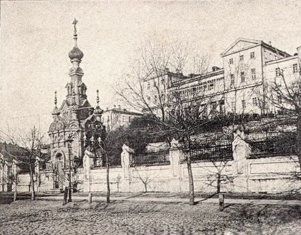 Покровский мужской монастырь. Часовня  иконы Божией Матери «Всех скорбящих радость», Харьков (Харьков, город, Украина, Харьковская область). архивная фотография, Фото из Путеводителя по Харькову А.Н. Гусева 1902 года
