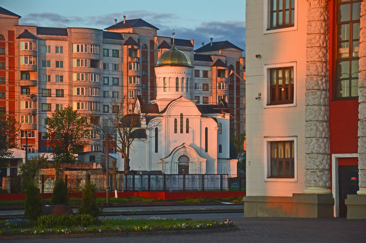 Церковь Рождества Христова, Орша (Оршанский район, Беларусь, Витебская область). дополнительная информация, Вид на храм от Железнодорожного вокзала.