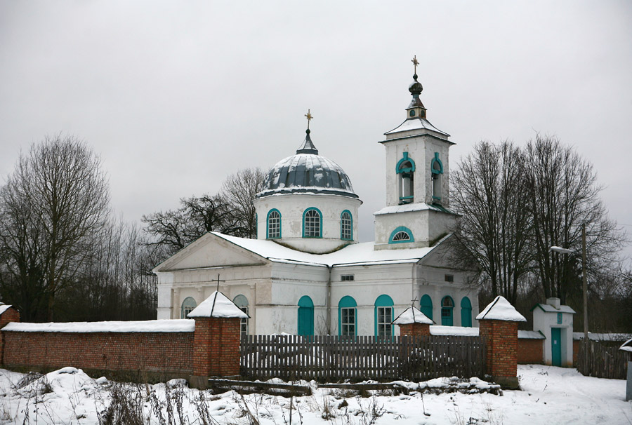 Болчино. Церковь Троицы Живоначальной. фасады