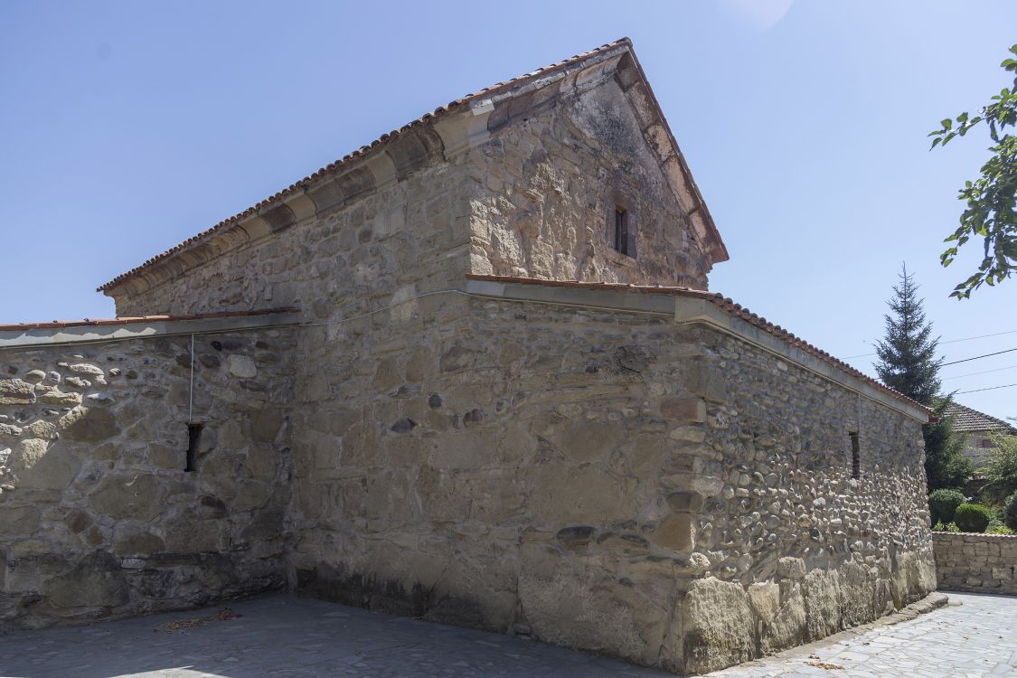 Брети. Монастырь Георгия Победоносца. фасады, вид с север-запада слева северный придел, где находится могила Пирра Бретского