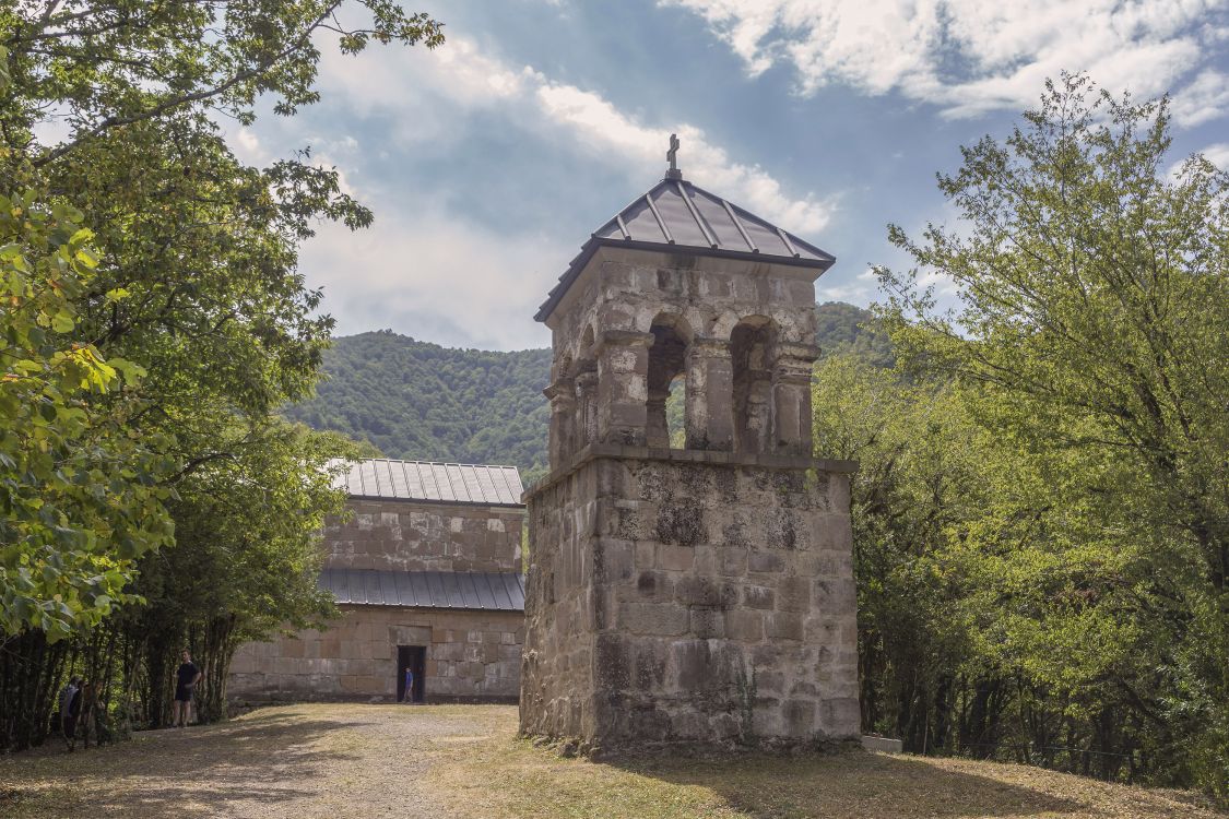 Монастырь Георгия Победоносца, Табакини (Имеретия, Грузия). фасады