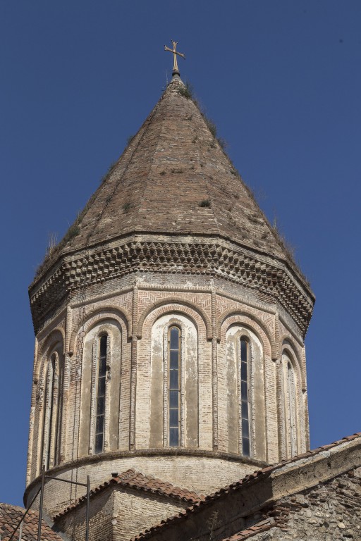 Тибаани. Церковь Стефана архидиакона. архитектурные детали, барабан и купол 