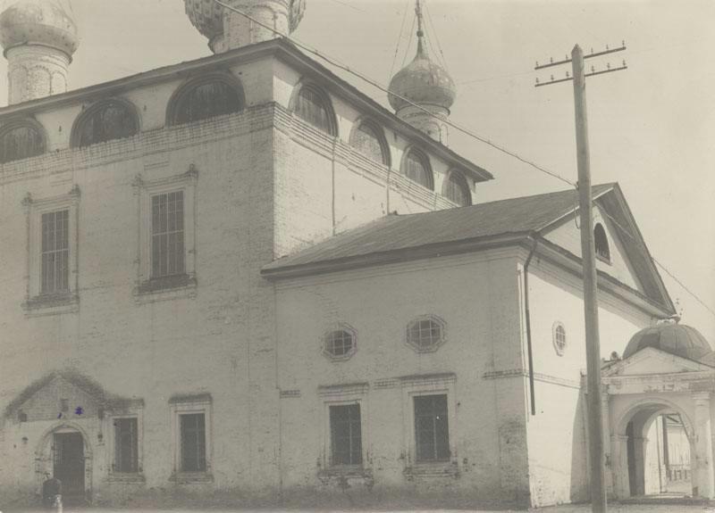 Собор Вознесения Господня, Балахна (Балахнинский район, Нижегородская область). архивная фотография, Вид с северо-запада. Фото 1920 - 1930-х гг. из коллекции ГНИМА (ГК № 13907315)