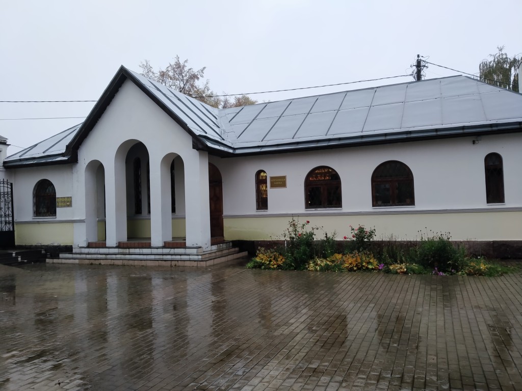 Крестильный храм Владимира равноапостольного, Троицкое (Мытищинский городской округ и гг. Долгопрудный, Лобня, Московская область). фасады