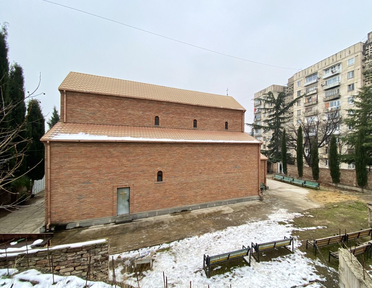 Тбилиси. Церковь Вахтанга Горгасали в Самгори. фасады, Вид с севера