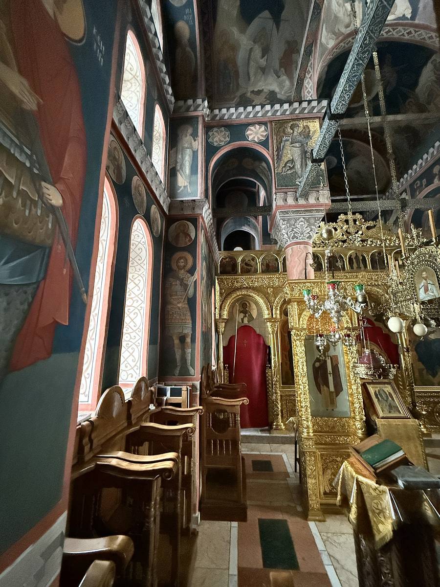 Северный неф основного объема, интерьер и убранство. Преображенский мужской скит, Подмоклово (Серпуховский городской округ и гг. Протвино, Пущино, Московская область)