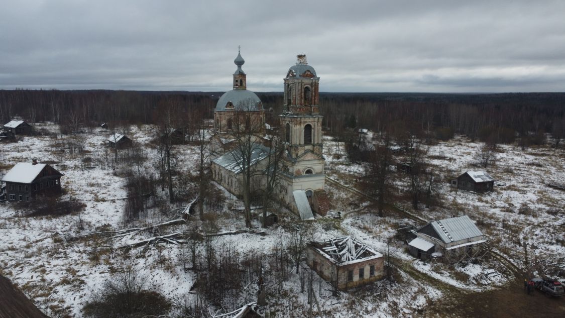 Церковь Илии Пророка, Ильинское (Парфеньевский район, Костромская область). общий вид в ландшафте