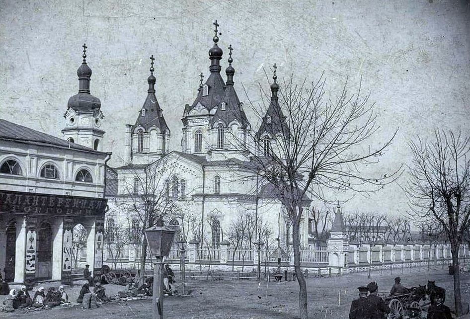 Собор Покрова Пресвятой Богородицы (старый), Запорожье (Запорожье, город, Украина, Запорожская область). архивная фотография, Вид с юго-востока
