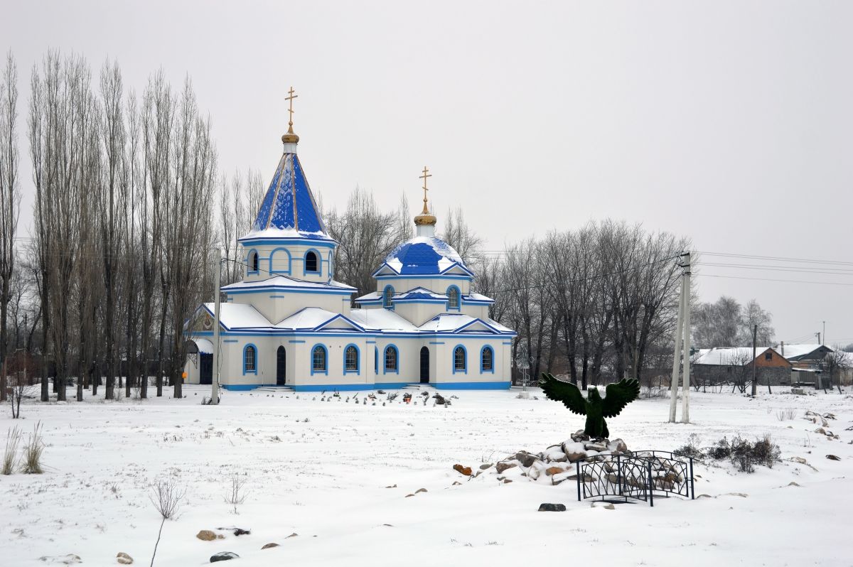 Истобное. Церковь Покрова Пресвятой Богородицы (строящаяся). фасады