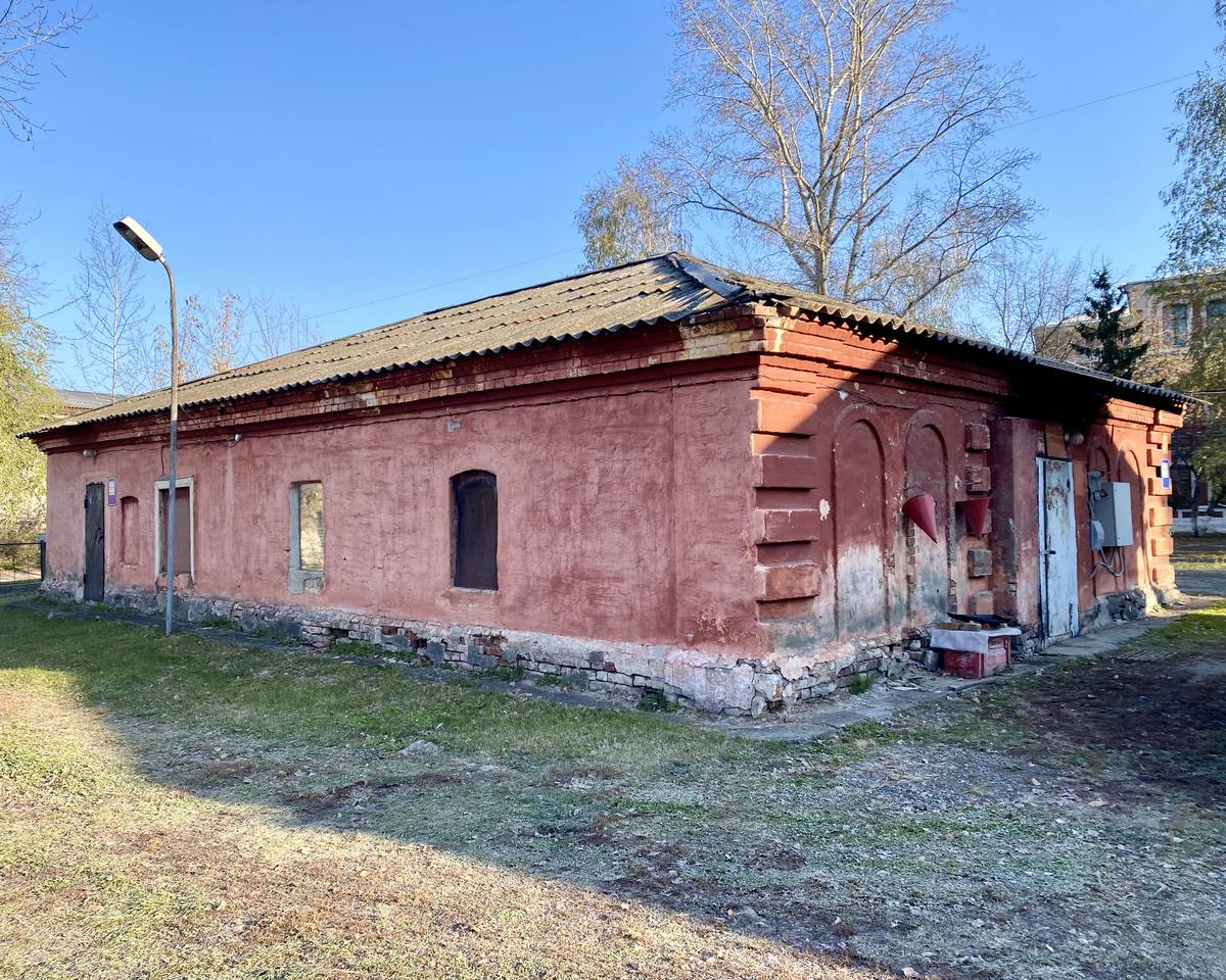 Баня при катехизаторском училище, конец ХХв, дополнительная информация. Архиерейское подворье, Бийск (Бийский район и г. Бийск, Алтайский край)