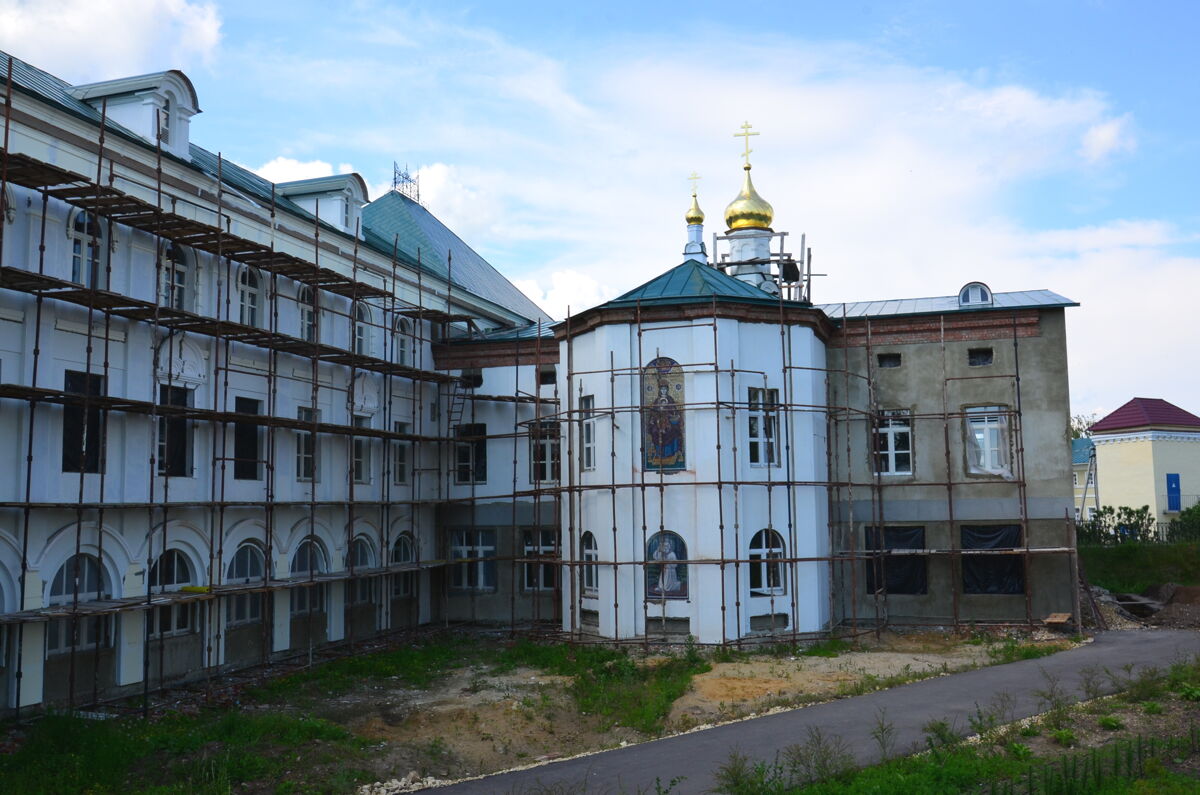 Дивеево. Серафимо-Дивеевский Троицкий монастырь. Домовая церковь Державной иконы Божией Матери. документальные фотографии